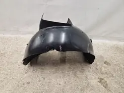 Volkswagen OE 2K5805912G wheel arch