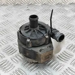 Vattenpump VW PASSAT VARIANT B8 04L965567B 2016