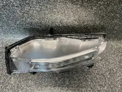 Ford Mustang vasen LED vilkku halogeenilla