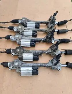 Ohjaustehostin BMW 5 F10 F11 F18 xDrive 3210 6852322