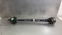 Begagnad höger framhalvaxel OEM S26372041 VW Bagge