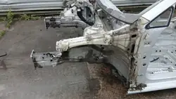 OEM LA7W Linke vordere Viertelschiene für VW Golf VII