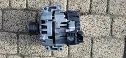 AUDI A4 A5 A6 A7 Q5 Vaihtovirtageneraattori 06L903018G