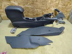 Keskikonsolin käsinoja FIESTA MK7 LIFT OEM