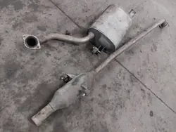Kit silenciador Toyota OEM para Corolla Verso II 2.0 D4D