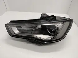 Faros izquierdo Xenon LED Audi A3 8V Sedan OEM