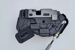 Fram höger dörrlås Audi Q4 e-tron