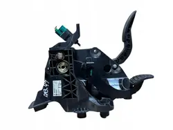 Kaasu & Jarrupoljin Kiinnike OEM 465010176R Renault