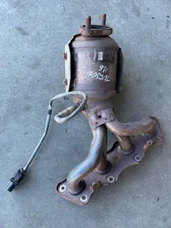 Catalyseur OEM W2BGF5 pour Hyundai Tucson 1.6 GDI