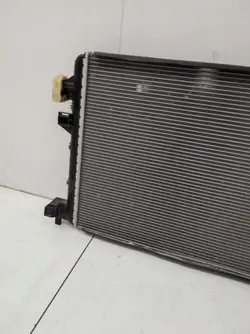 Volkswagen OE 5Q0121251GG Wasserkühler - Gebraucht