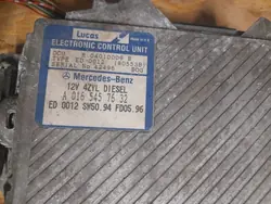 Módulo de Controle do Motor Mercedes-Benz OE A0165457632