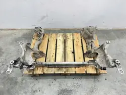 Travesaño Audi A5 8T A4 B8 Lift 2.0 TDI OEM 8K0423401