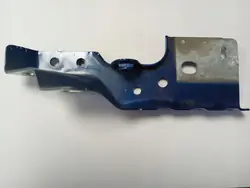 Rechter Kotflügelhalter OEM 625643248R für Renault