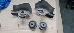 OEM KTS24498 Rubber Veerpad Set - Achter 4x