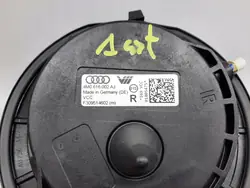 Audi Q7 Q8 Bakre Höger Luftfjädring OEM 4M0616002AJ