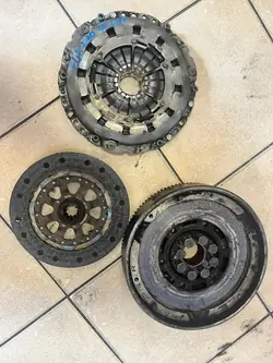 Volante de Dupla Massa BMW E46 320 TD 2.0 D