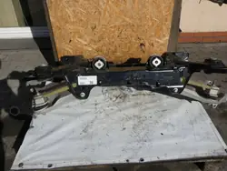 Conjunto viga suspensión trasera OEM 32315255 Volvo