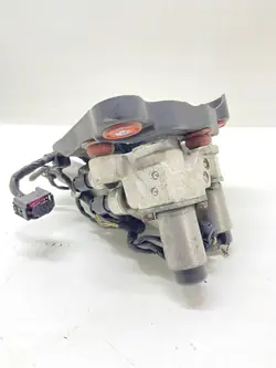 Bomba hidráulica techo plegable OEM 6775258 - Usado
