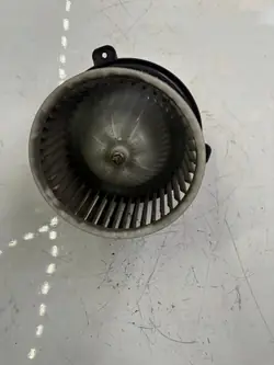 Motor de calefacción Mitsubishi OE OEM 7802A310 Usado