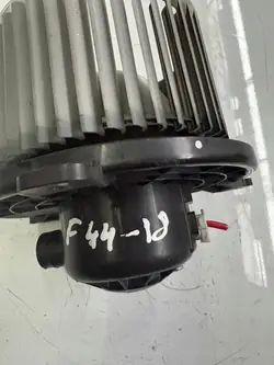 Motor de calefacción Mitsubishi OE OEM 7802A310 Usado