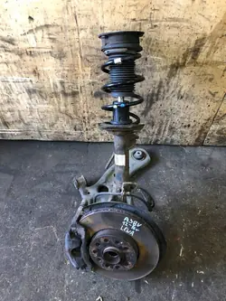 Mozzo di sterzo sinistro McPherson Audi A3 8V Golf VII