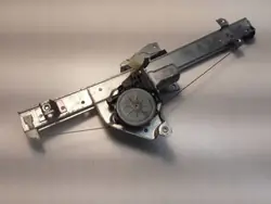 Lève-vitre arrière Mitsubishi Pajero OEM 0620402210