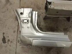 Ford Fiesta mk7 Framstolpe OEM mnjhgfredw