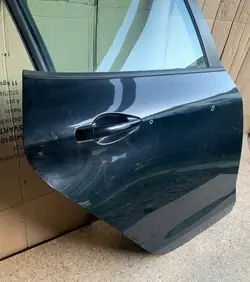 Porte arrière droite Peugeot 208 2013