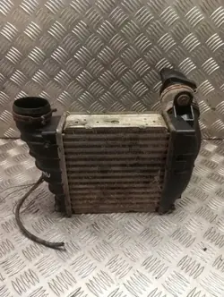 Intercooler-kylare OEM 1J0145803S för VW Golf VI