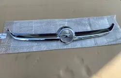 Opel Adam Para-choques dianteiro cromado OEM 13355301