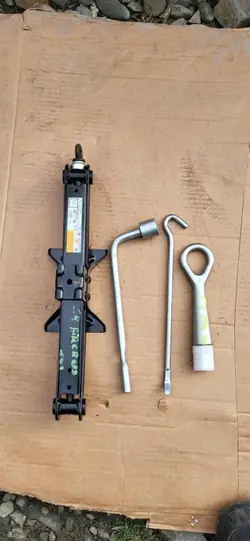 Hjulbytningsset CITROEN C4 Aircross OEM 1231312121212