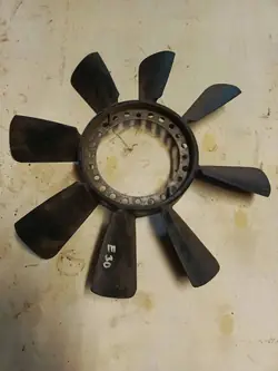 Rotor do ventilador BMW 3 E30 OEM 078121301 - Usado