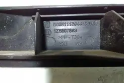 Scivolo posteriore sinistro paraurti SKODA OCTAVIA I 1Z5807863