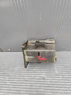 Audi Q3 II 83A Quarto Longarina Dianteira Direita OEM Q383ACWIARTKA