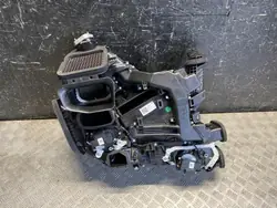 Tesla Puhallinkotelo OEM 1931359-20-B Käytetty