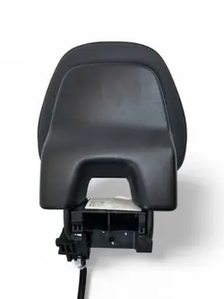 Volvo XC90 takaistuimen päänoja OEM UTO69557