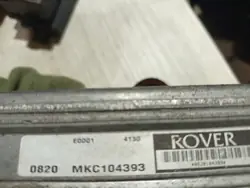 Ordinateur de moteur MKC104393 Land Rover Freelander I 1.8