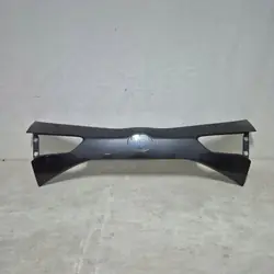OEM 76811-0DA30 Takaluukunauha Toyota Yaris III:lle