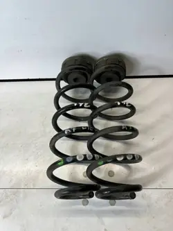 Mola traseira OEM YQP4082 para Audi A7 S7 3.0 TDI