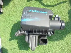 Filtergehäuse OEM Obudowa Filtra Navara Gebraucht