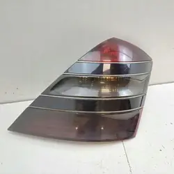 Mercedes-Benz OE A2218200266 rechter achterlicht