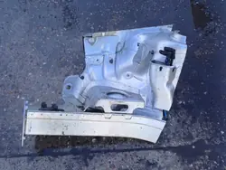 Skoda Fabia 2 II Lift voor rechter kwartierligger LA7W