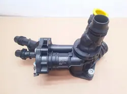 Termostaatin kotelo OEM 05L121111N VW/Audi 2.0 TDI:lle