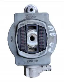Audi A8 D3 3.0 TDI Rechter versnellingsbakdemper OEM 4E0399151CD