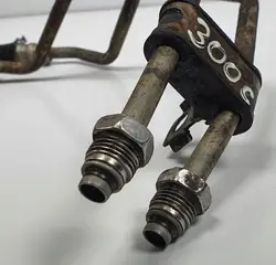 Conduite d'huile Chrysler OEM 04598040 300C 3.0 CRD