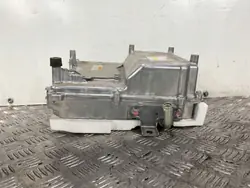 Mitsubishi Outlander Invertteri OEM MA24689511 - Käytetty