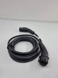 Câble de charge Porsche OE pour véhicule électrique - Occasion