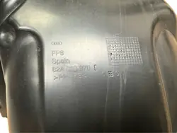 Aile arrière droite Audi A1 OEM 82A810970C