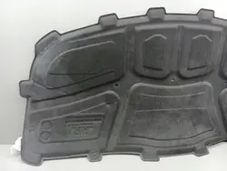 Clip de cubierta motor Audi OE usado OEM 8W0863825