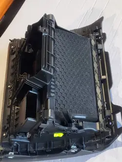 Käytetty matkustajan hansikaslokero OEM 5g1857097 Volkswagen